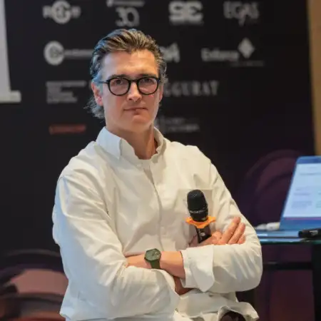 Damir, 44Ресей