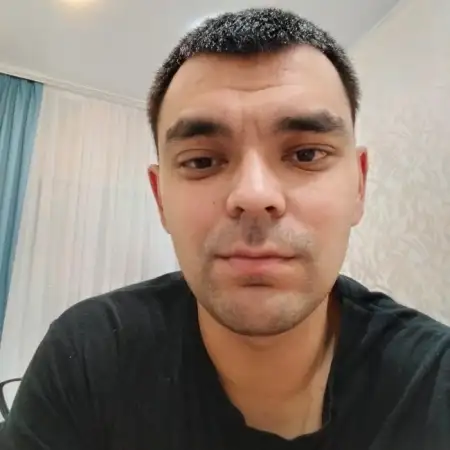 Rishat, 32Ресей 