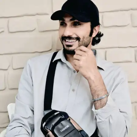 Abdullah, 25Пәкістан