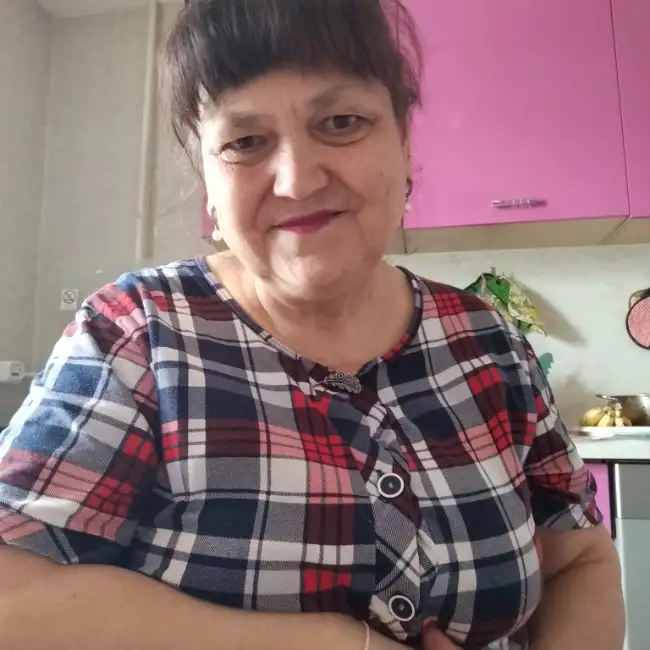 Guzaliya, 57, Ресей
