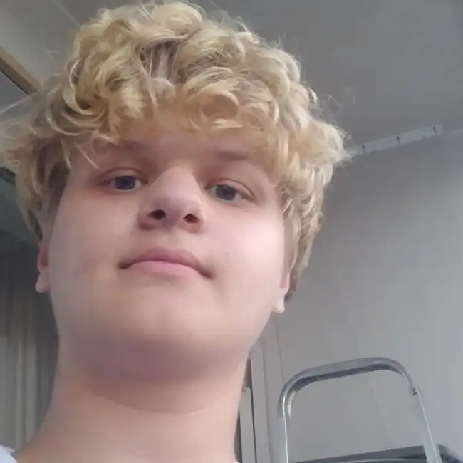 Yan, 19, Беларусь - Russian Nikah