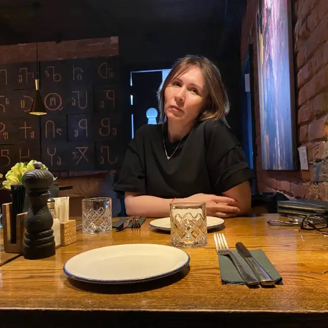 Kadriya, 44