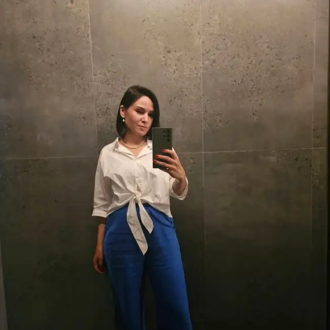 Aliya, 40