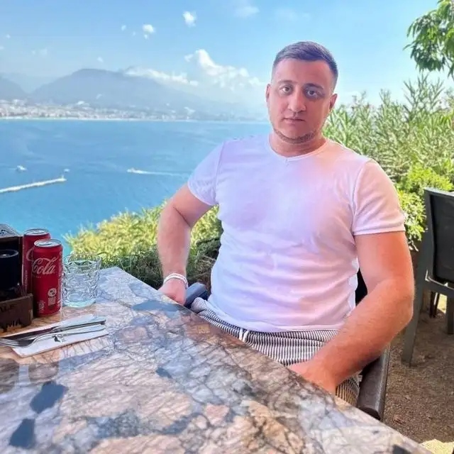 Anur, 33, Ресей